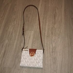 Micheal Kors shoulder bag